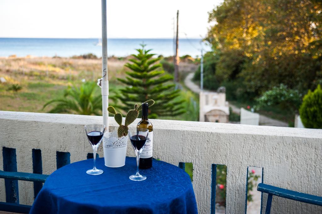 Dreams Apartments - Katelios,Santa Barbara Beach Екстер'єр фото